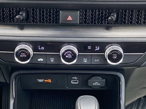 Used 2025 Honda CR-V LX image 31