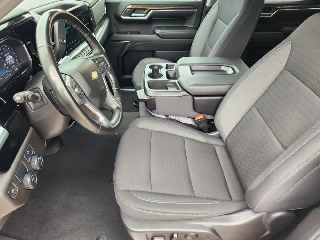 Used 2024 Chevrolet Silverado 1500 LT w/ Convenience Package II RWD image 13