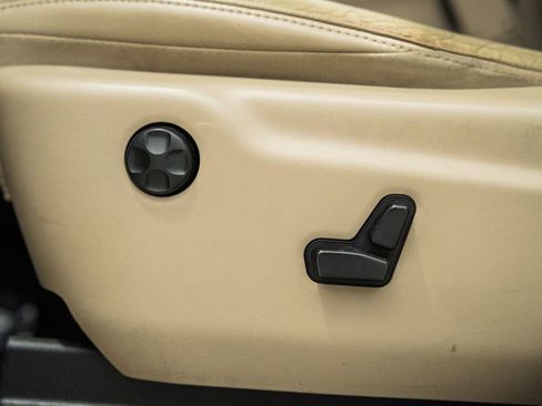 Used 2014 Jeep Grand Cherokee Limited image 42