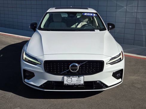 Used 2023 Volvo S60 B5 Plus w/ Climate Package FWD image 8