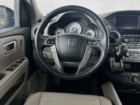 Used 2013 Honda Pilot Touring image 17