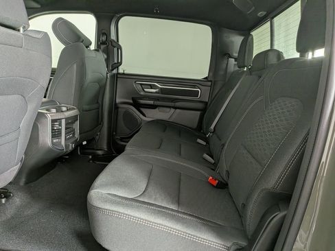 New 2026 RAM 1500 4x4 Crew Cab image 27