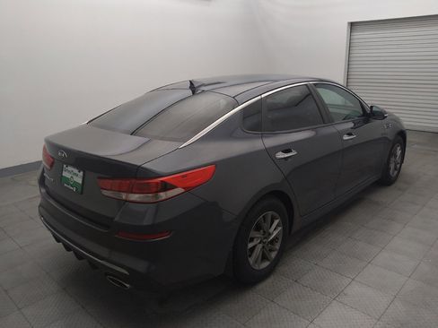 Used 2020 Kia Optima LX FWD image 9