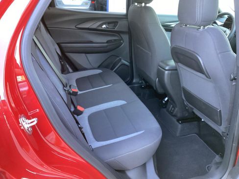 Used 2026 Chevrolet TrailBlazer LT w/ Convenience Package FWD image 5