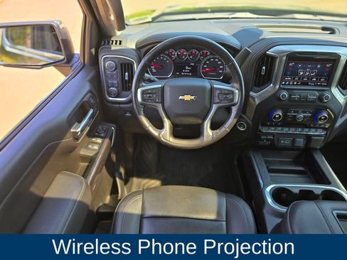 Used 2021 Chevrolet Silverado 1500 LTZ AWD/4WD image 17