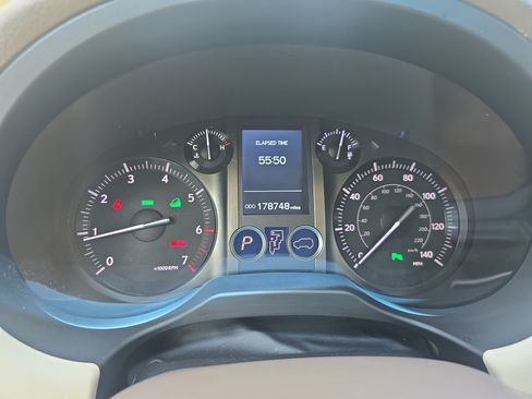 Used 2014 Lexus GX 460 w/ Premium Package AWD/4WD image 20