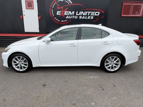 Used 2011 Lexus IS 250 AWD w/ Luxury Plus Value Edition image 3