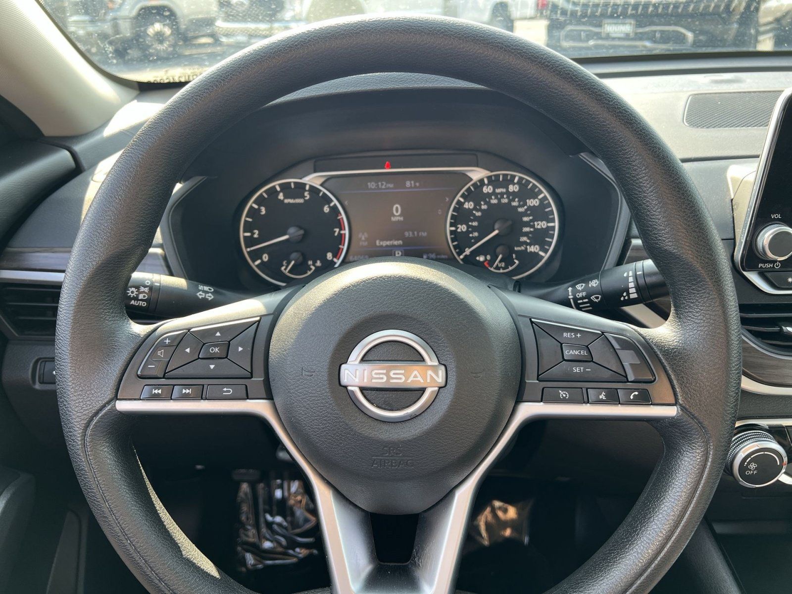 Used 2024 Nissan Altima 2.5 SV FWD image 16