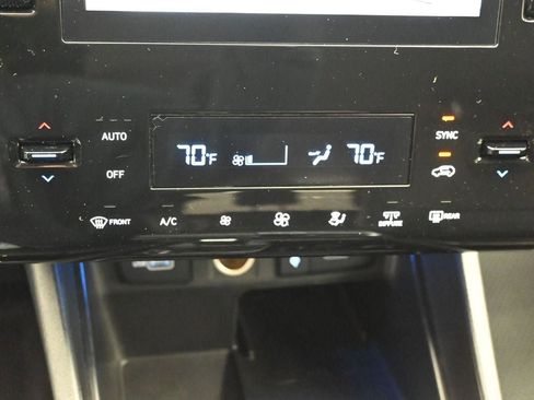 Certified 2023 Hyundai Tucson SEL w/ Convenience Package AWD/4WD image 17