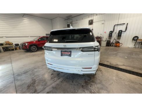 New 2026 Buick Enclave Avenir w/ Super Cruise Package image 7