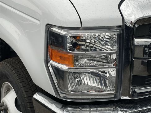 New 2026 Ford E-350 and Econoline 350 Super Duty w/ Power Equipment Group image 6