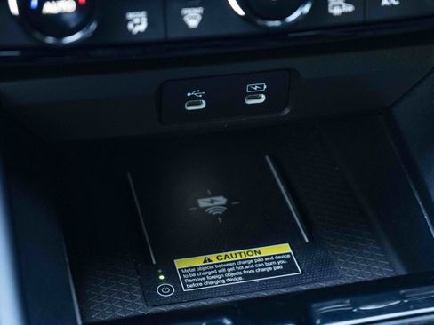 Used 2023 Honda Accord Touring image 33