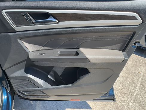 Used 2022 Volkswagen Atlas SE image 30