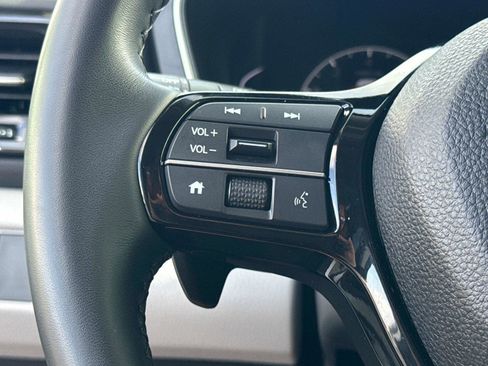 Certified 2024 Honda Pilot Touring image 33