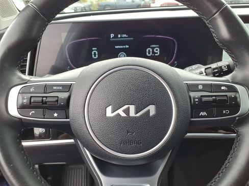 Used 2024 Kia Sportage EX AWD/4WD image 5