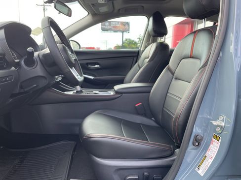 New 2025 Nissan Sentra SR w/ SR Premium Package image 10