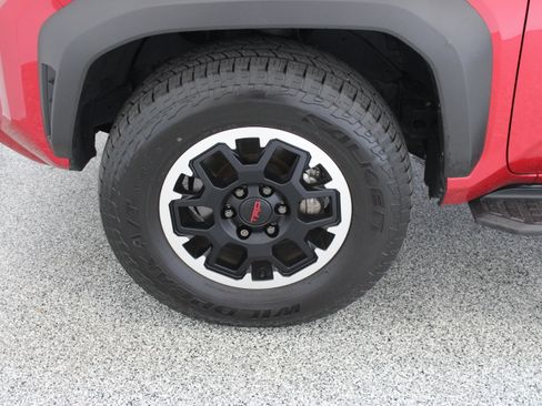 Used 2025 Toyota 4Runner TRD Off-Road Premium w/ Tow Technology Package AWD/4WD image 11