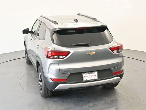 Used 2025 Chevrolet TrailBlazer LT FWD image 25