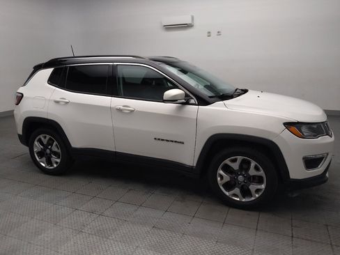 Used 2021 Jeep Compass Limited w/ Sun and Sound Group FWD image 11