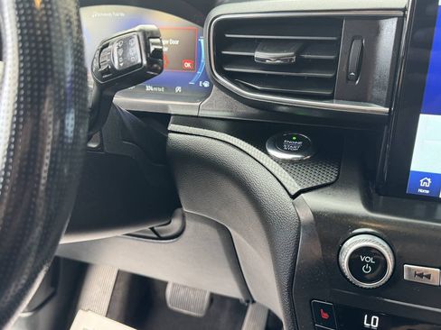 Used 2020 Ford Explorer ST w/ Premium Technology Package AWD/4WD image 29