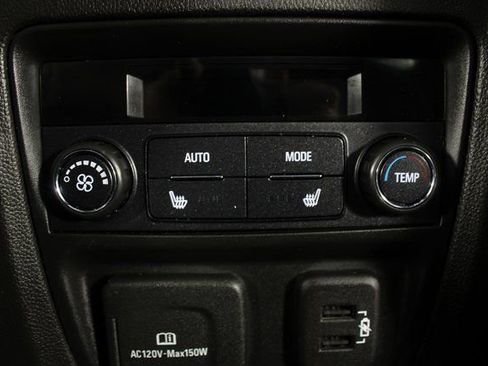 Used 2022 Buick Enclave Avenir w/ Avenir Technology Package image 22