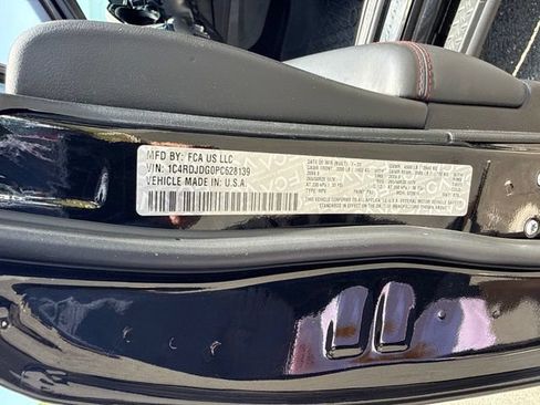 Used 2023 Dodge Durango GT AWD/4WD image 36