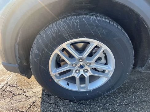 New 2026 Ford Explorer Active image 16