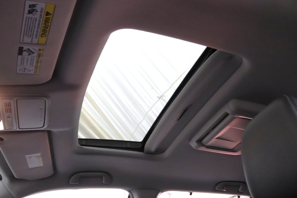 Used 2016 Honda Pilot Touring image 29