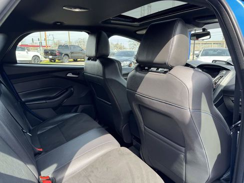 Used 2017 Ford Focus RS image 40