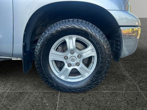 Used 2012 Toyota Tundra 4x4 Double Cab image 9