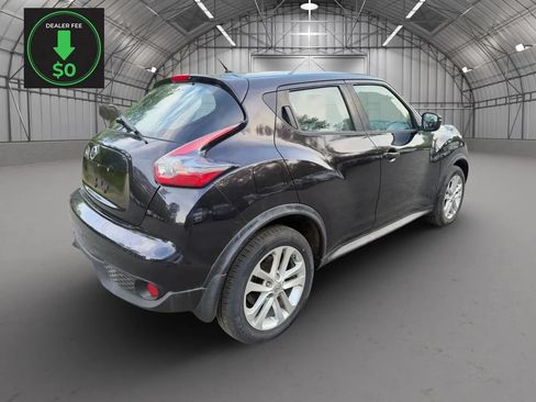 Used 2015 Nissan Juke S FWD image 5