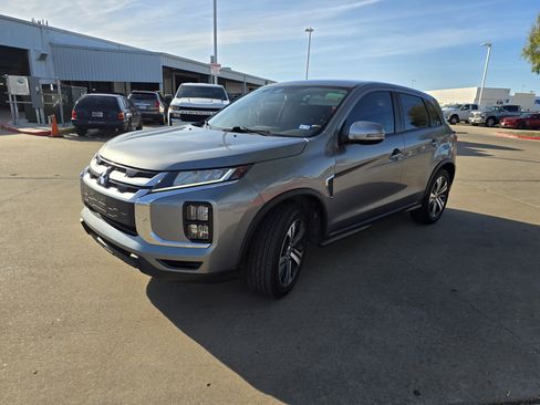 Used 2022 Mitsubishi Outlander Sport SE image 7