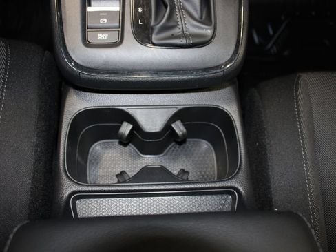 Used 2024 Honda CR-V EX image 17