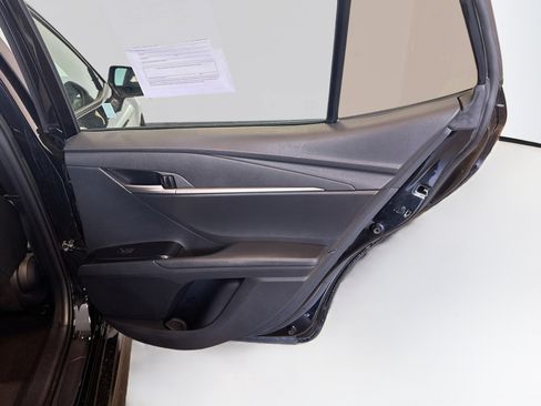 Used 2025 Toyota Camry SE FWD image 31