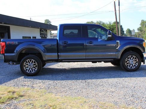 Used 2017 Ford F250 Lariat w/ Lariat Ultimate Package AWD/4WD image 9