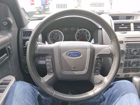 Used 2010 Ford Escape XLT FWD image 14