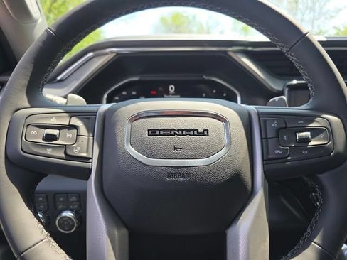 New 2026 GMC Sierra 1500 Denali w/ Denali Reserve Package AWD/4WD image 32