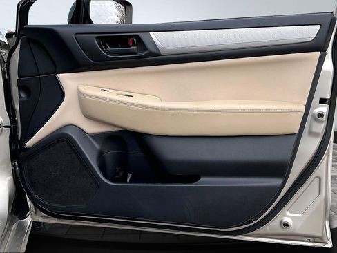 Used 2016 Subaru Legacy 2.5i image 17