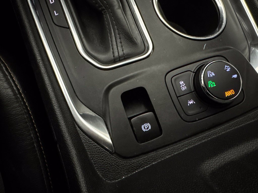 Used 2021 Chevrolet Traverse Premier w/ LPO, Floor Liner Package AWD/4WD image 55