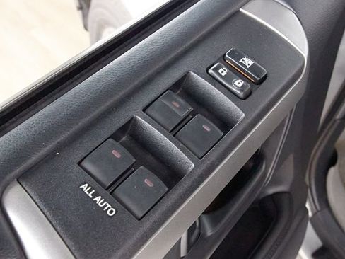 Used 2013 Toyota 4Runner Limited AWD/4WD image 11