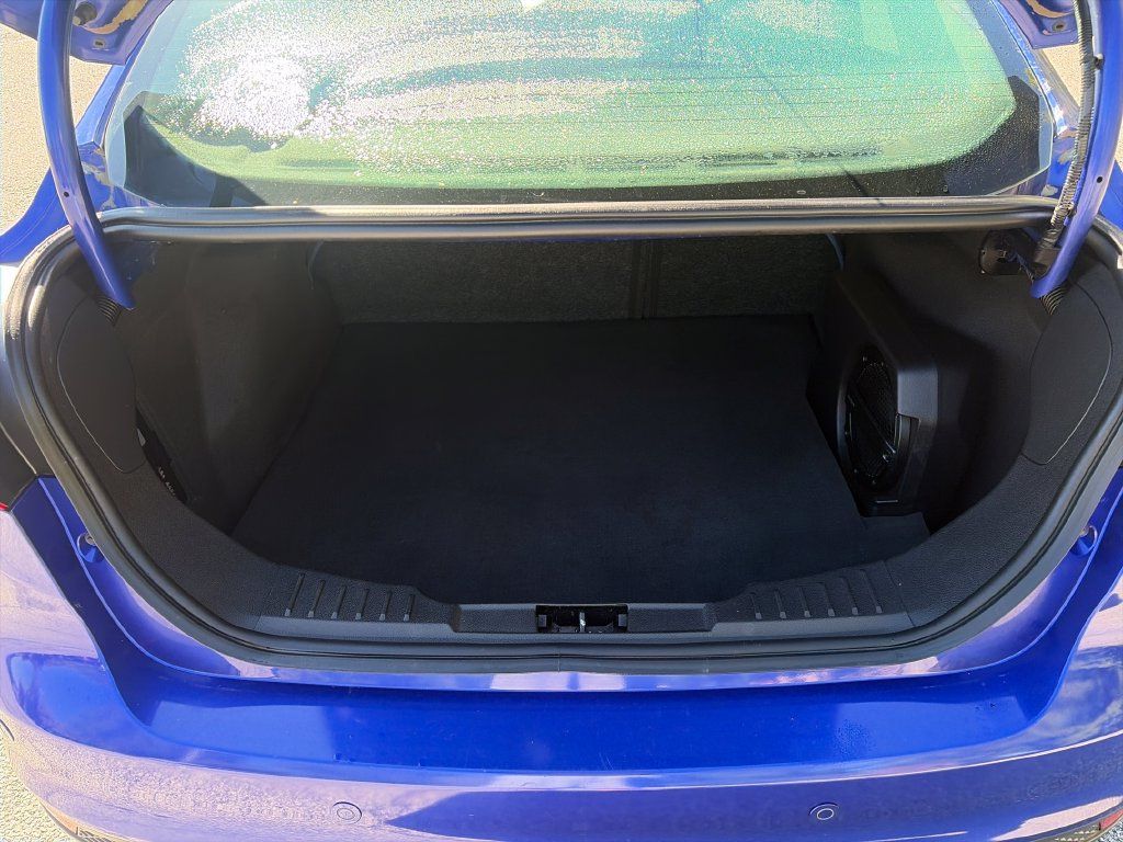 Used 2015 Ford Focus Titanium FWD image 22