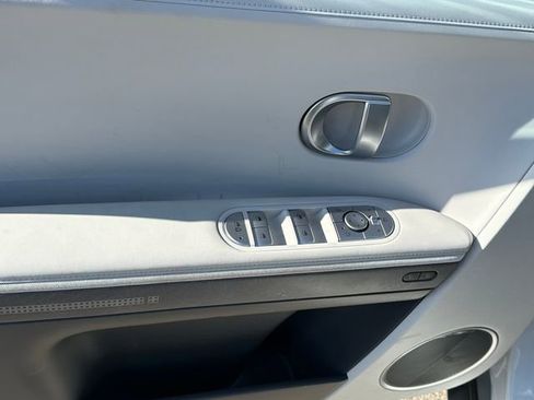 Used 2024 Hyundai Ioniq 5 Limited image 21