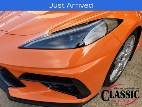 Used 2022 Chevrolet Corvette Stingray Preferred Conv w/ Z51 Performance Package RWD image 10
