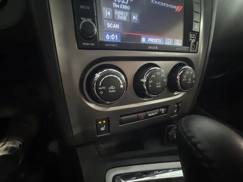 Used 2014 Dodge Challenger R/T RWD image 25