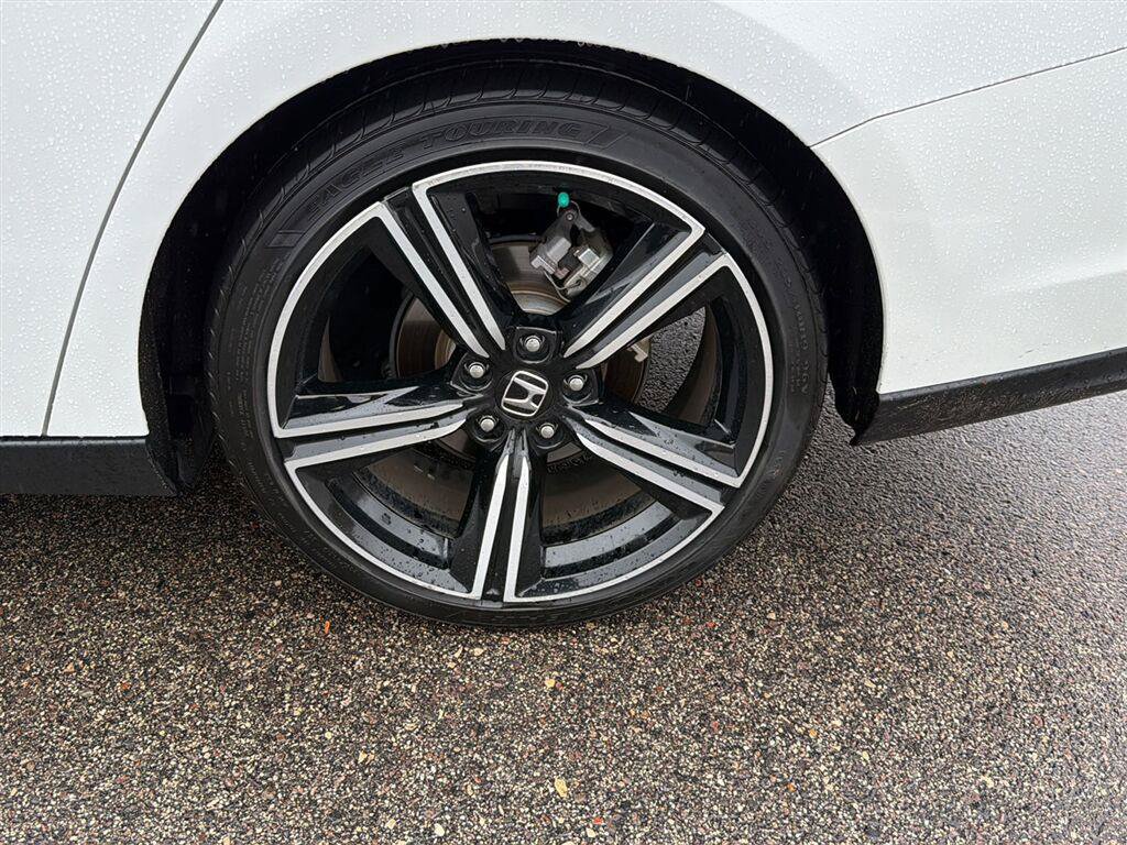 Used 2024 Honda Accord Sport image 4