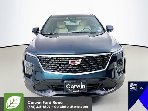 Used 2024 Cadillac XT4 Premium Luxury w/ Technology Package image 2
