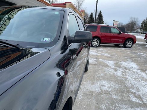 Used 2011 Chevrolet Equinox LT w/ Driver Convenience Package image 3