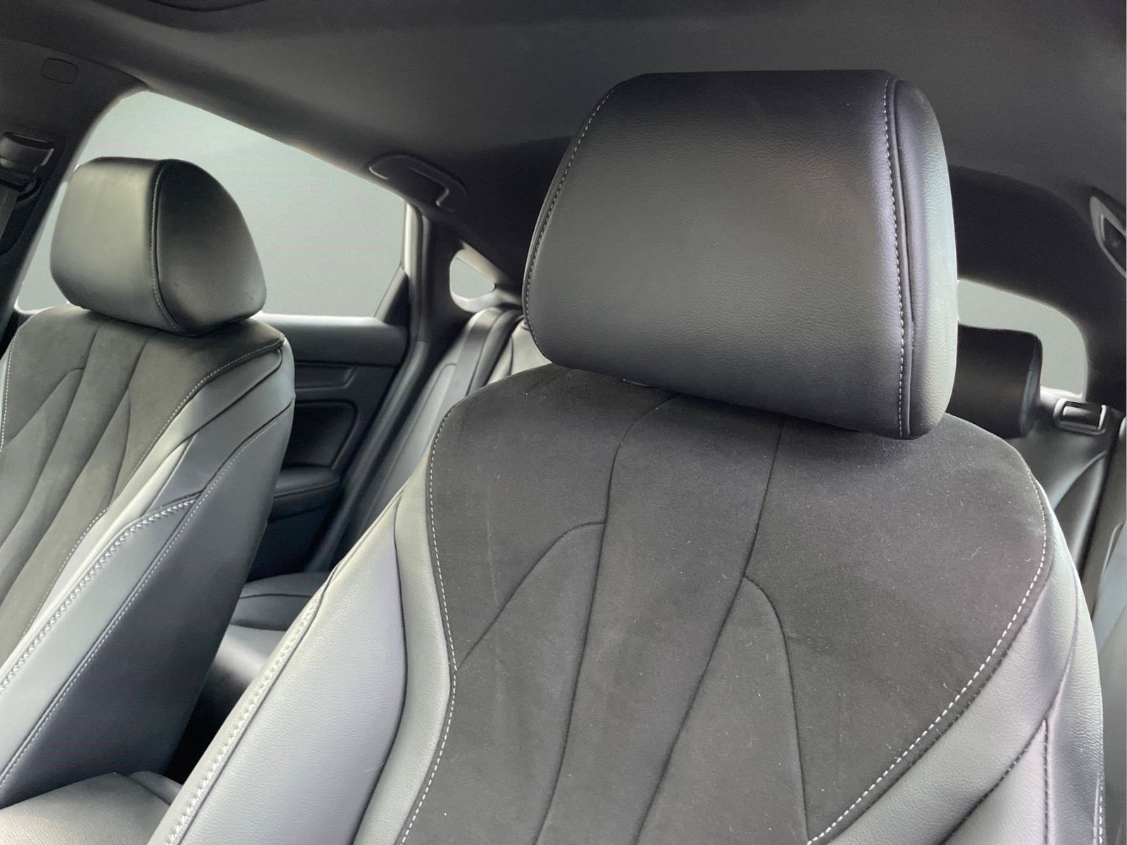Used 2025 Acura Integra A-Spec w/ Technology Package FWD image 25