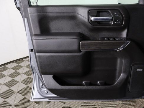 Used 2020 Chevrolet Silverado 1500 LTZ w/ LTZ Convenience Package image 19