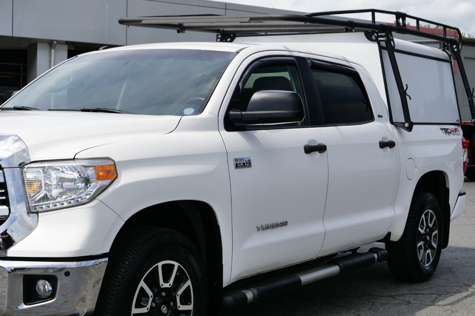 Used 2016 Toyota Tundra SR5 w/ TRD Off Road Package AWD/4WD image 41